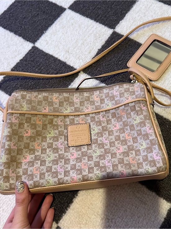 Liz Claiborne Handbags - Liz Claiborne Multicolor Pastel Check Crossbody with Tan Trim